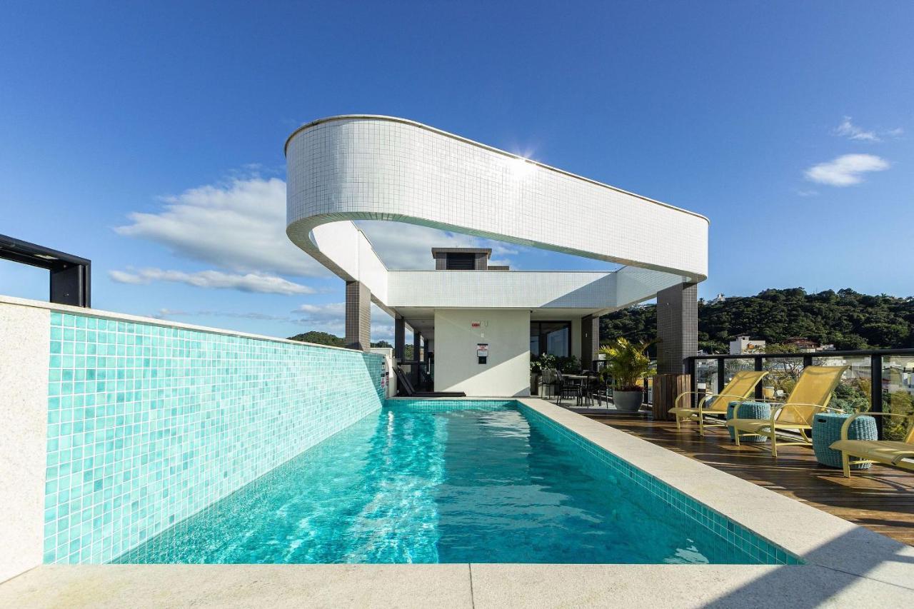 Aion Suites 205 - Lindo Apartamento Com Vista Para O Mar, A 60M Da Praia De Bombinhas, Com Piscina E Academia No Rooftop. 외부 사진
